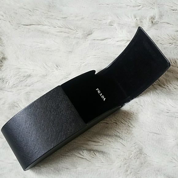 Authentic Prada sunglass EUC - Picture 2 of 7